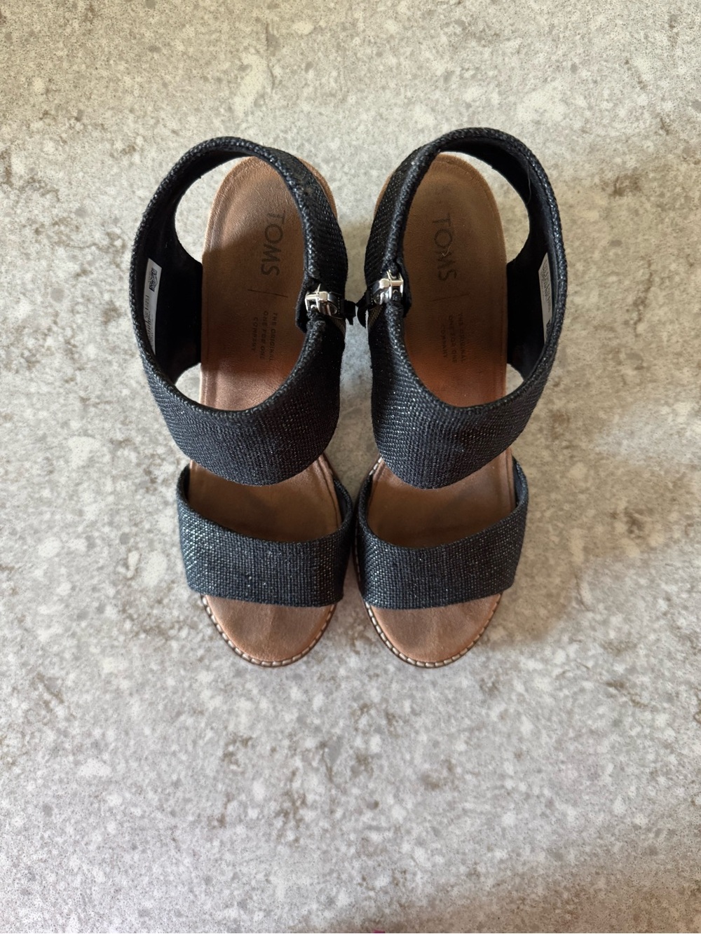 TOMS Majorca Cut Out Heel in Black - Picture 2 of 5